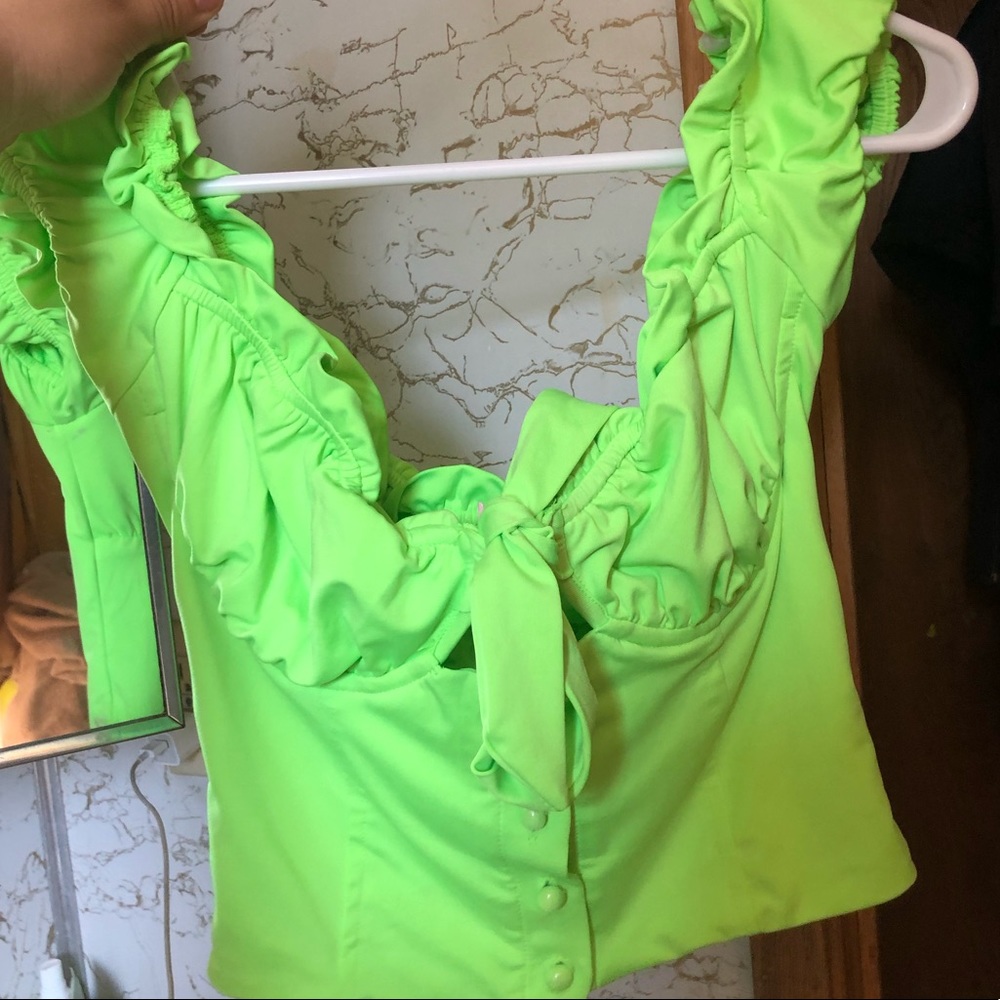 neon green top